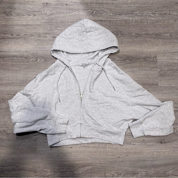 ❌SOLD❌Garage Cropped Zip-Up - Picture 1 of 2